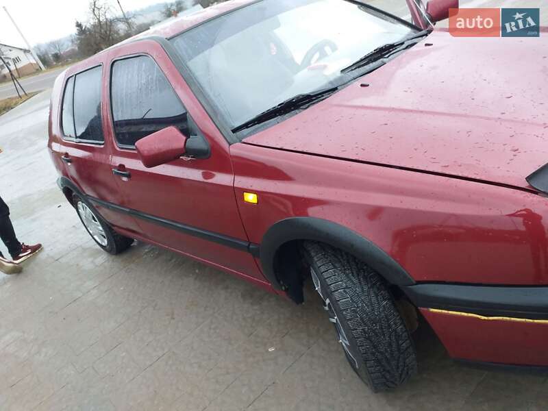 Хэтчбек Volkswagen Golf 1993 в Турке