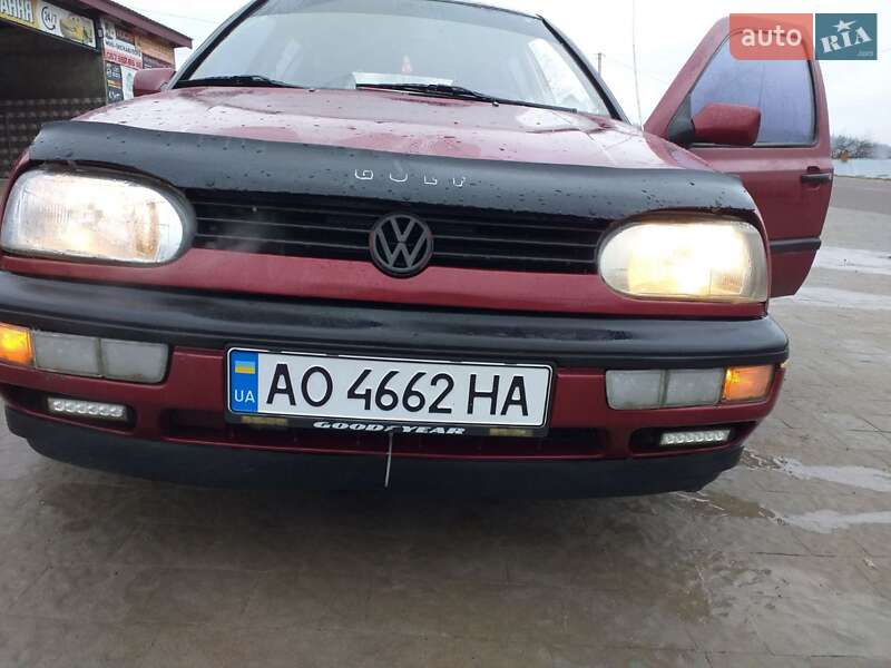 Хэтчбек Volkswagen Golf 1993 в Турке