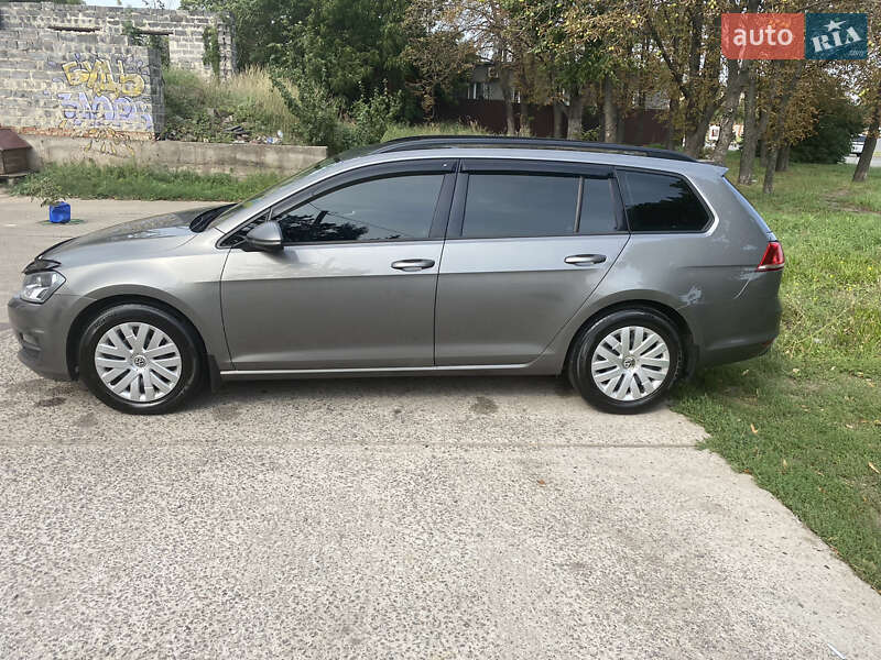 Універсал Volkswagen Golf 2015 в Кривому Розі