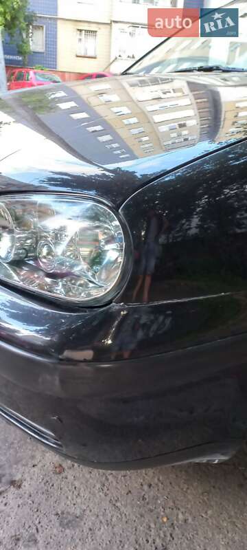 Хэтчбек Volkswagen Golf 2001 в Львове