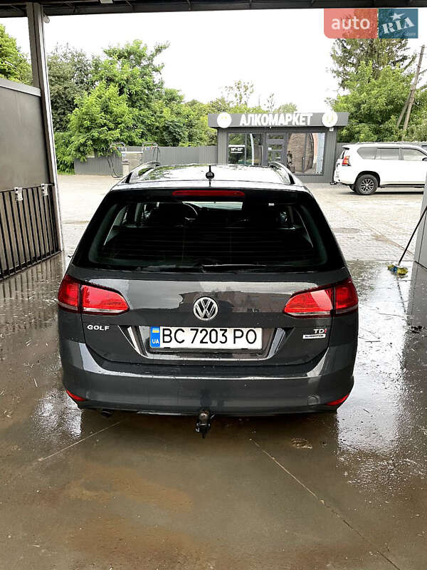 Універсал Volkswagen Golf 2016 в Трускавці