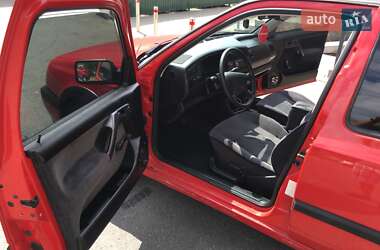 Хетчбек Volkswagen Golf 1992 в Києві