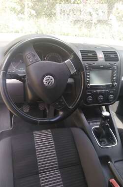 Хетчбек Volkswagen Golf 2008 в Львові