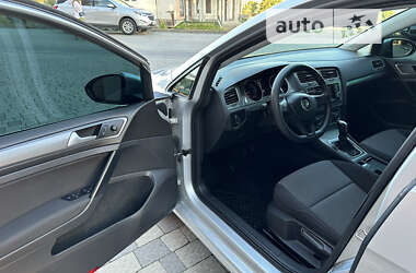 Универсал Volkswagen Golf 2014 в 