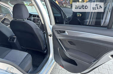 Универсал Volkswagen Golf 2014 в 