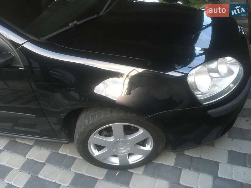 Хэтчбек Volkswagen Golf 2008 в Ужгороде