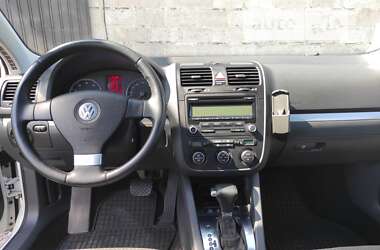 Універсал Volkswagen Golf 2009 в Чернігові