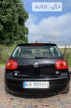 Хэтчбек Volkswagen Golf 2003 в Борисполе