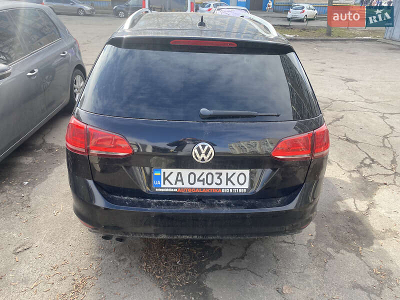 Универсал Volkswagen Golf 2014 в Киеве