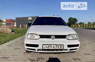 Универсал Volkswagen Golf 1998 в Яворове