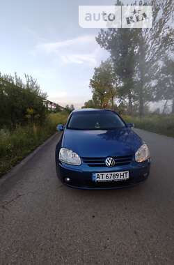 Хэтчбек Volkswagen Golf 2007 в Калуше