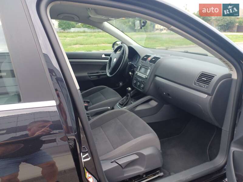 Универсал Volkswagen Golf 2008 в Черкассах