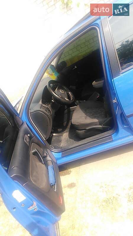 Хэтчбек Volkswagen Golf 1998 в Днепре
