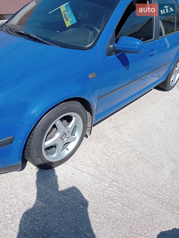 Хэтчбек Volkswagen Golf 1998 в Днепре