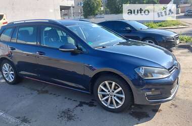 Универсал Volkswagen Golf 2015 в Львове