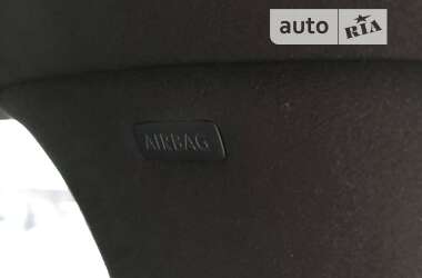 Хэтчбек Volkswagen Golf 2009 в 