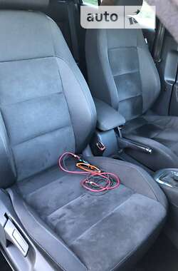 Хэтчбек Volkswagen Golf 2009 в 