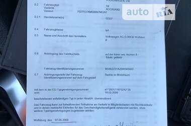 Хэтчбек Volkswagen Golf 2009 в 