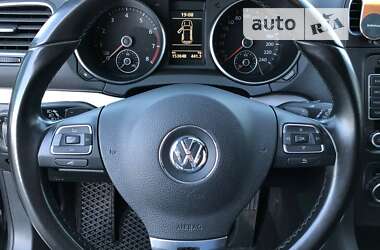 Хэтчбек Volkswagen Golf 2009 в 