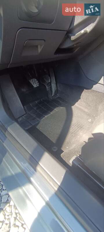 Универсал Volkswagen Golf 2009 в Звягеле