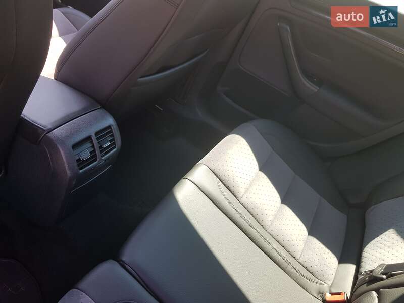 Універсал Volkswagen Golf 2013 в Броварах