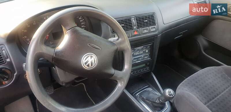 Універсал Volkswagen Golf 2001 в Черкасах