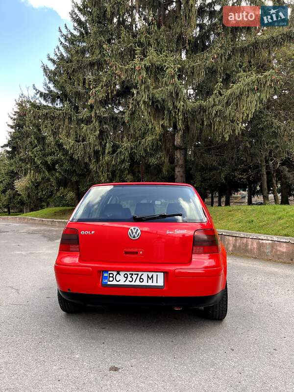 Хэтчбек Volkswagen Golf 1998 в Львове