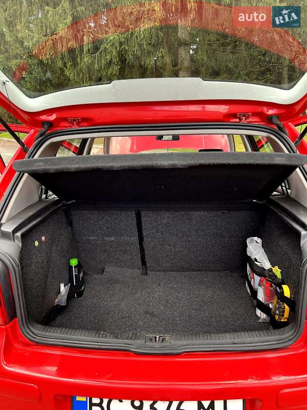 Хэтчбек Volkswagen Golf 1998 в Львове