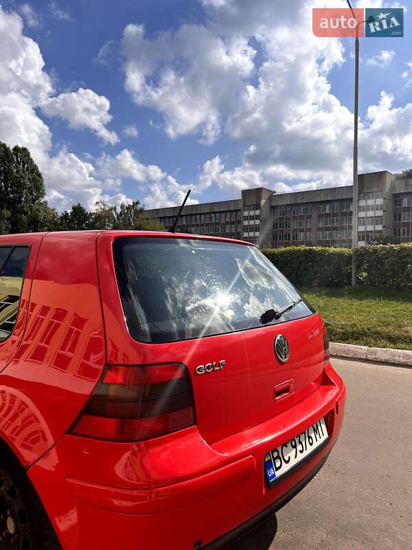 Хэтчбек Volkswagen Golf 1998 в Львове