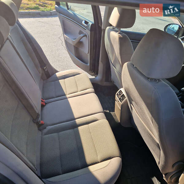 Универсал Volkswagen Golf 2012 в Харькове