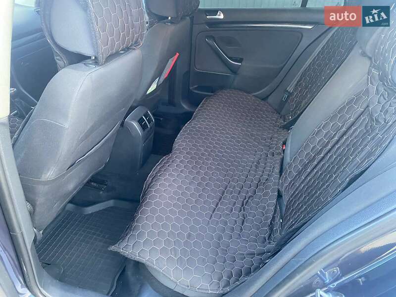 Універсал Volkswagen Golf 2009 в Новомосковську