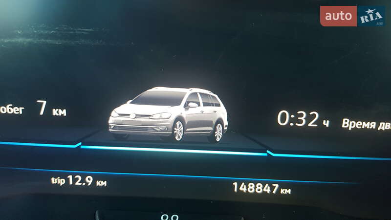 Універсал Volkswagen Golf 2020 в Ужгороді