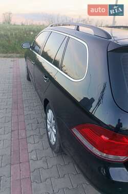 Універсал Volkswagen Golf 2009 в Луцьку