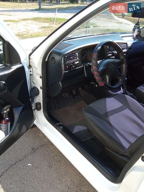 Универсал Volkswagen Golf 1998 в Черкассах фото 9 Универсал Volkswagen Golf 1998 в Черкассах