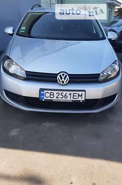 Универсал Volkswagen Golf 2010 в Чернигове
