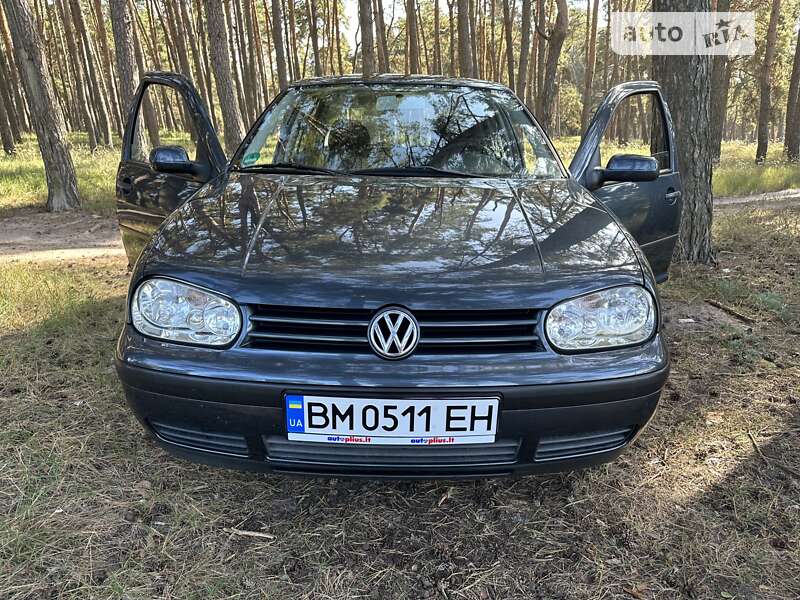 Volkswagen Golf 2002