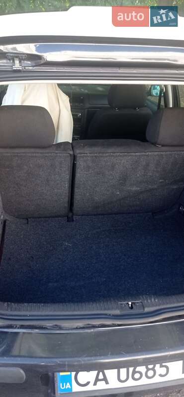 Хэтчбек Volkswagen Golf 2000 в Смеле фото 4 Хэтчбек Volkswagen Golf 2000 в Смеле