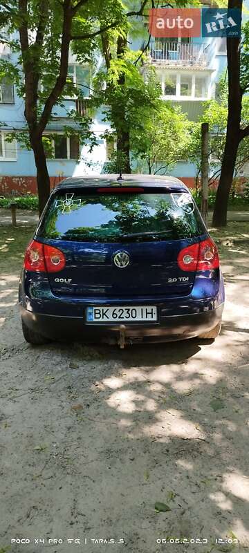 Хэтчбек Volkswagen Golf 2008 в Запорожье