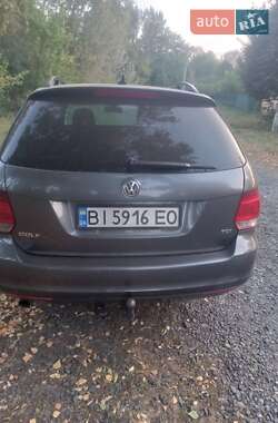 Универсал Volkswagen Golf 2010 в 