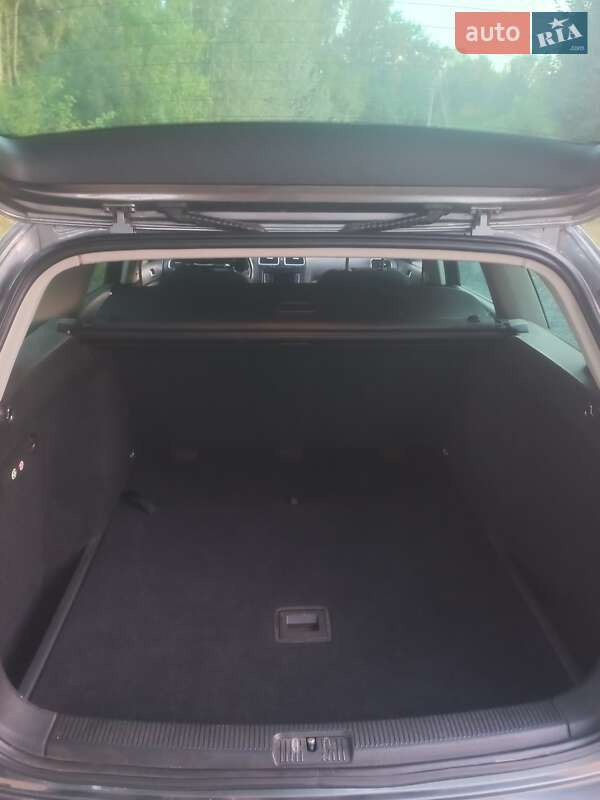 Універсал Volkswagen Golf 2010 в Миргороді