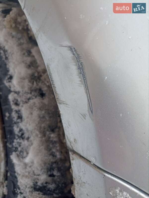 Хетчбек Volkswagen Golf 2003 в Коломиї