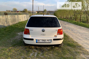 Хэтчбек Volkswagen Golf 1998 в Львове