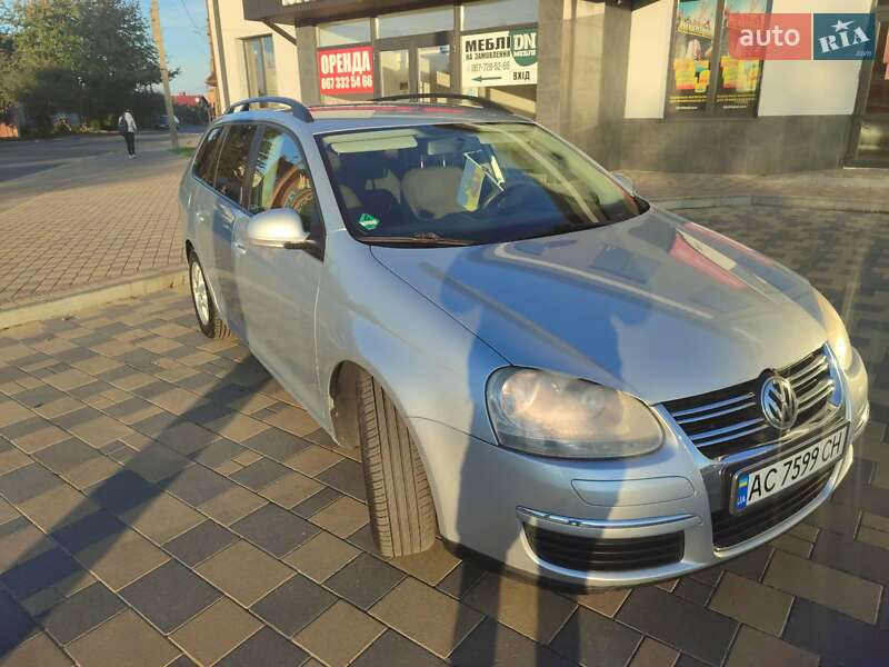 Универсал Volkswagen Golf 2009 в Владимире