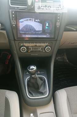 Універсал Volkswagen Golf 2010 в 