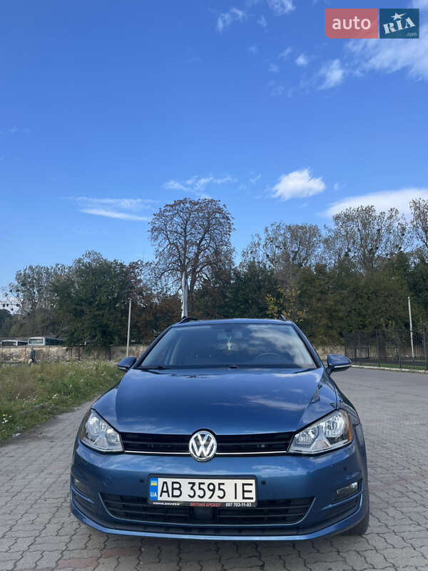 Універсал Volkswagen Golf 2016 в Вінниці