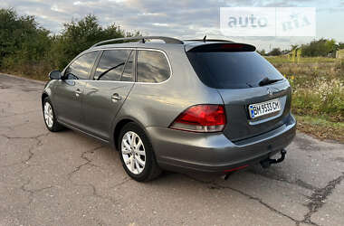 Універсал Volkswagen Golf 2010 в Шостці