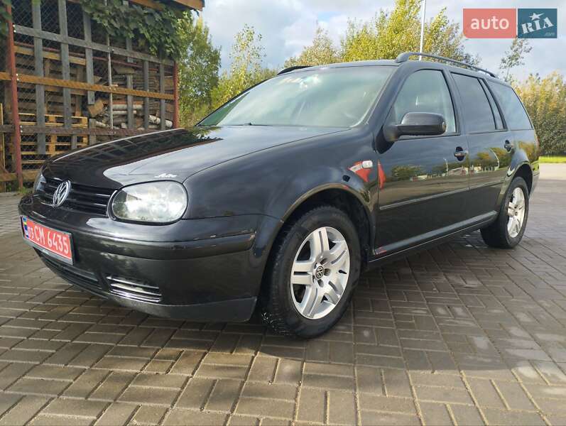 Універсал Volkswagen Golf 2006 в Нововолинську