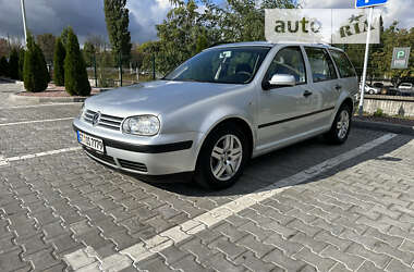Универсал Volkswagen Golf 2001 в 