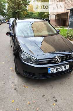 Универсал Volkswagen Golf 2012 в Черновцах