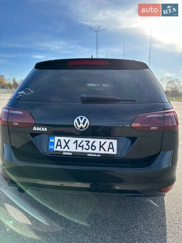 Універсал Volkswagen Golf 2015 в Харкові